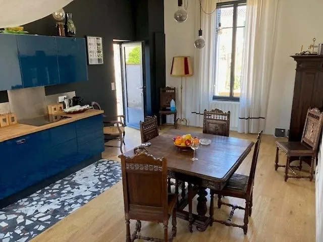 Propriété De Cœur De Avec Piscine Et Jardin Partagés Сasa de vacaciones Saint-Pierre-d'Oleron