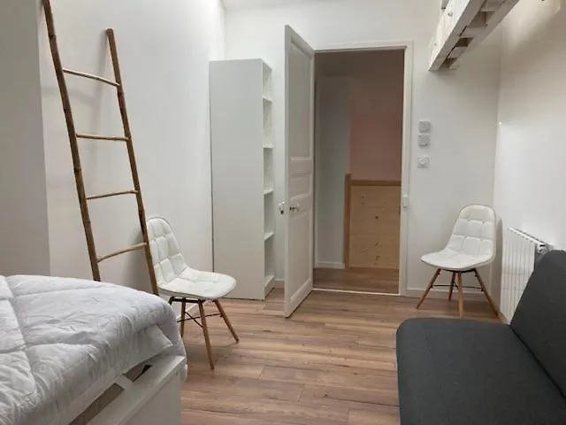 Propriété De Cœur De Avec Piscine Et Jardin Partagés Сasa de vacaciones Saint-Pierre-d'Oleron