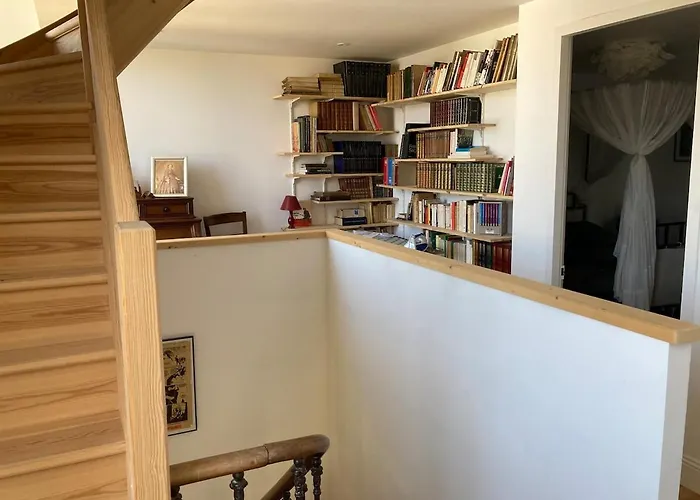 Сasa de vacaciones Propriété De Cœur De Avec Piscine Et Jardin Partagés *